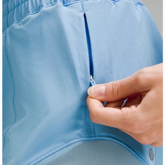 Lululemon Hotty Hot HR Short 2.5” * Aero Blue - Picture 4 of 5